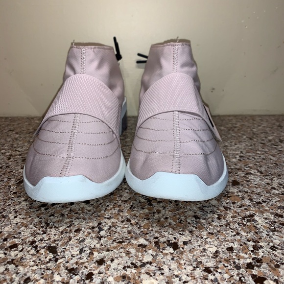 Don’t wear and I’m looking to sell - Picture 2 of 6